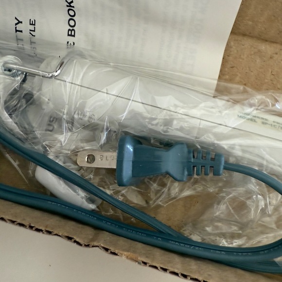 Windmere Setting Pretty Chrome Curling Iron 3/4 Inch Barrel 2 Heat Settings - Picture 14 of 14